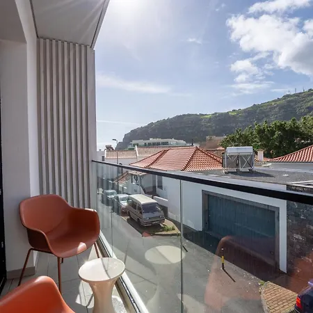 Golden Tide Appartement